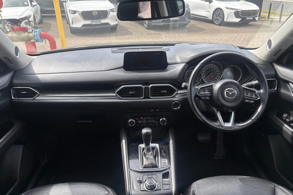2017 Mazda CX-5 KF Series Akera SUV Image 19
