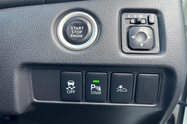2019 Mitsubishi Pajero Sport QE GLS SUV Image 18