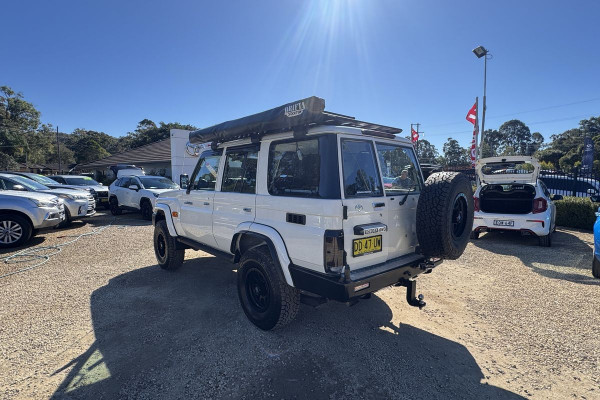 2023 Toyota LandCruiser VDJ76R WorkMate SUV Image 21