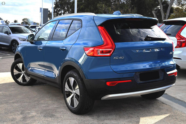 2024 MY25 Volvo XC40 XZ Plus B4 SUV Image 4