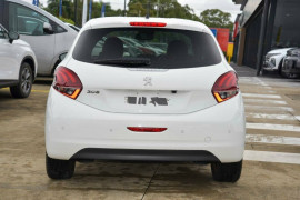 2017 MY18 Peugeot 208 A9 MY18 Allure Hatch image 4