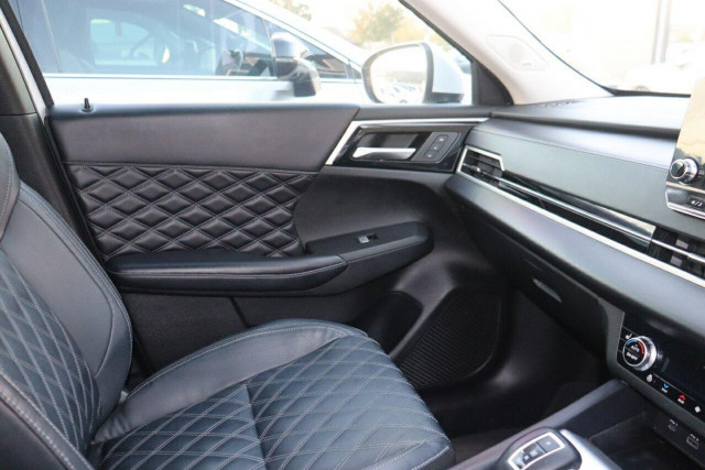2022 Mitsubishi Outlander ZM Exceed Tourer SUV Image 19