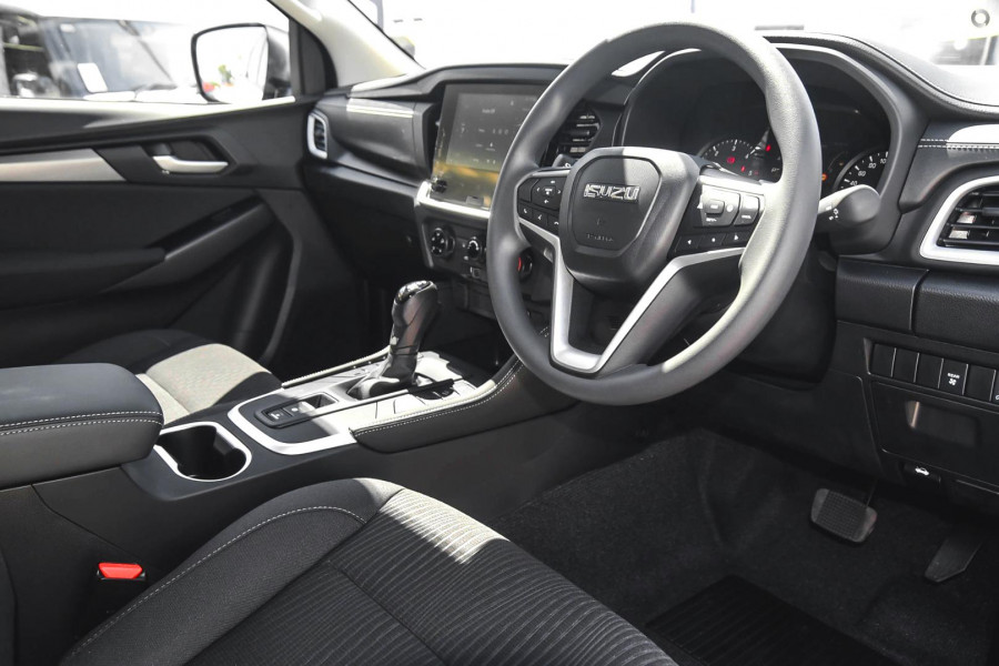 2025 Isuzu MU-X  LS-M SUV