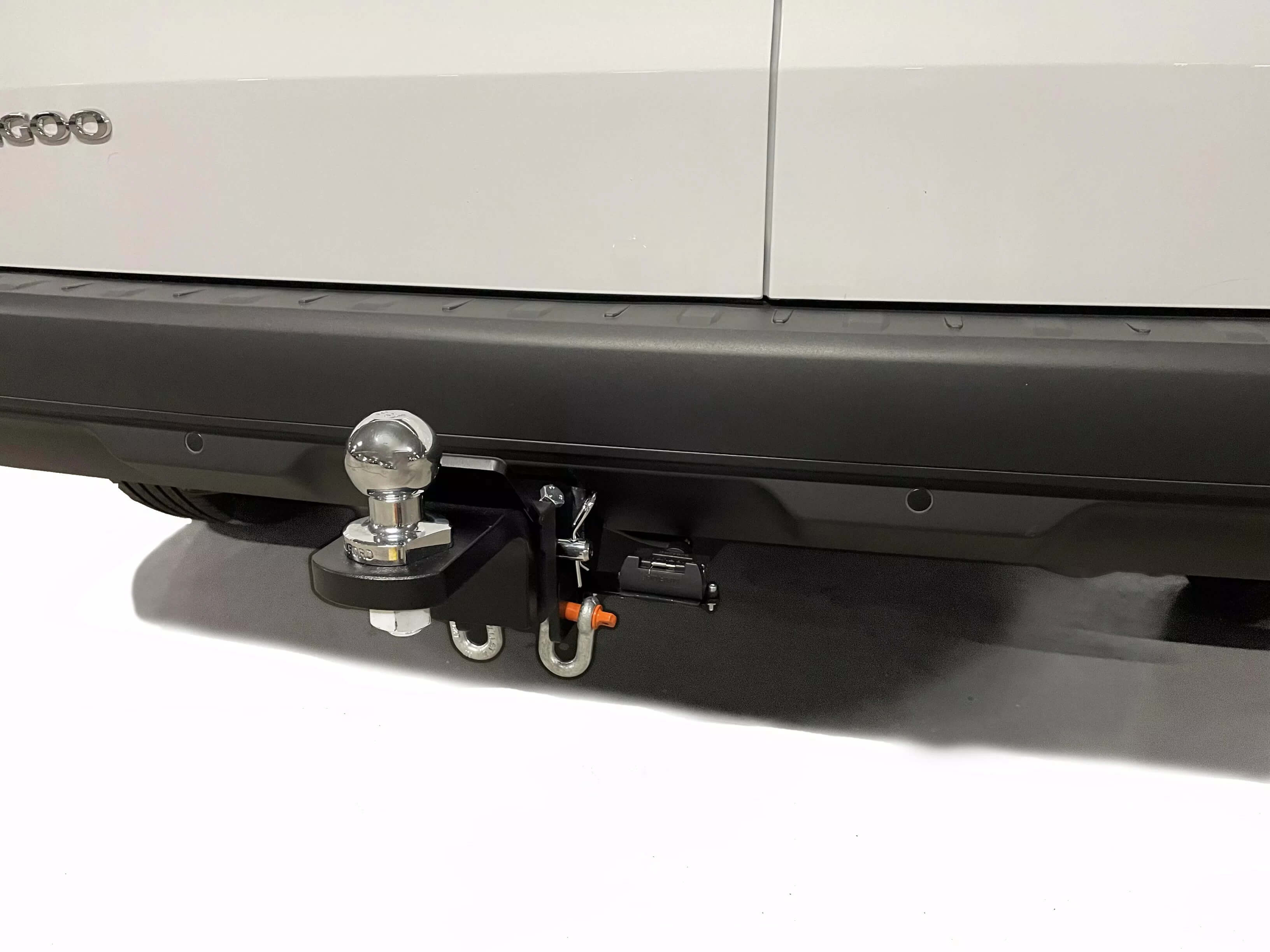 Towbar Kit including wiring harness