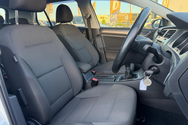 2014 MY15 Volkswagen Golf 7 90TSI Comfortline Hatch Image 21