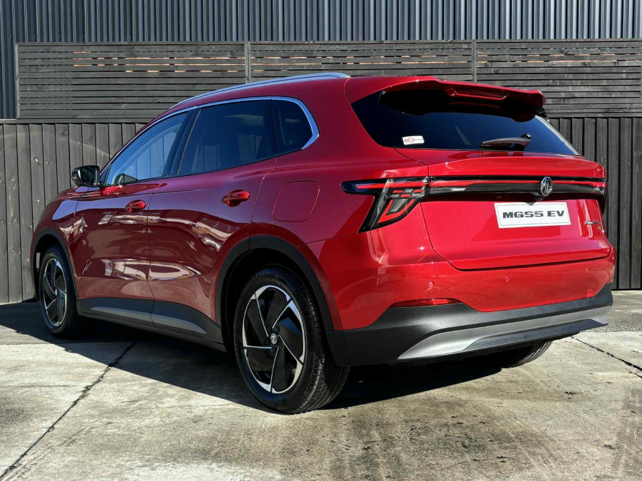 2026 MG MGS5 EV ZS3EM Essence 62 SUV Image 4
