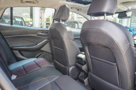 2024 MG MG5 AP32 Essence Sedan