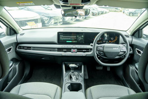2026 Kia K4 CL4m S Sedan Image 16