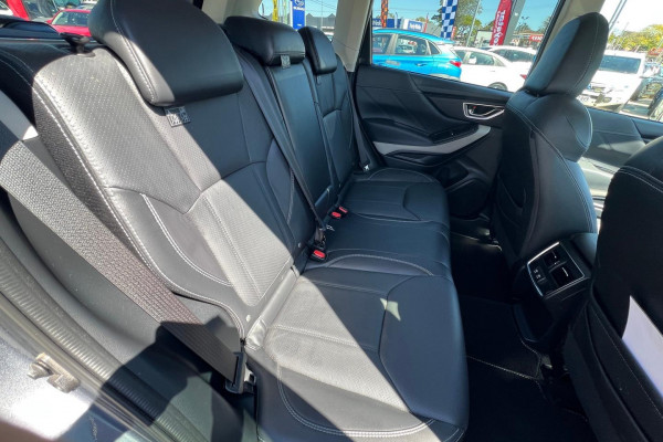 2022 Subaru Forester S5 2.5i-S SUV Image 17