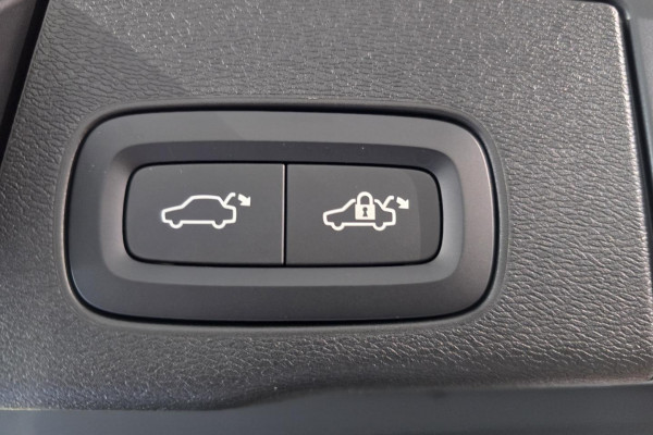 2026 Volvo XC60 UZ Ultra T8 Plug-in Hybrid Dark SUV Image 7