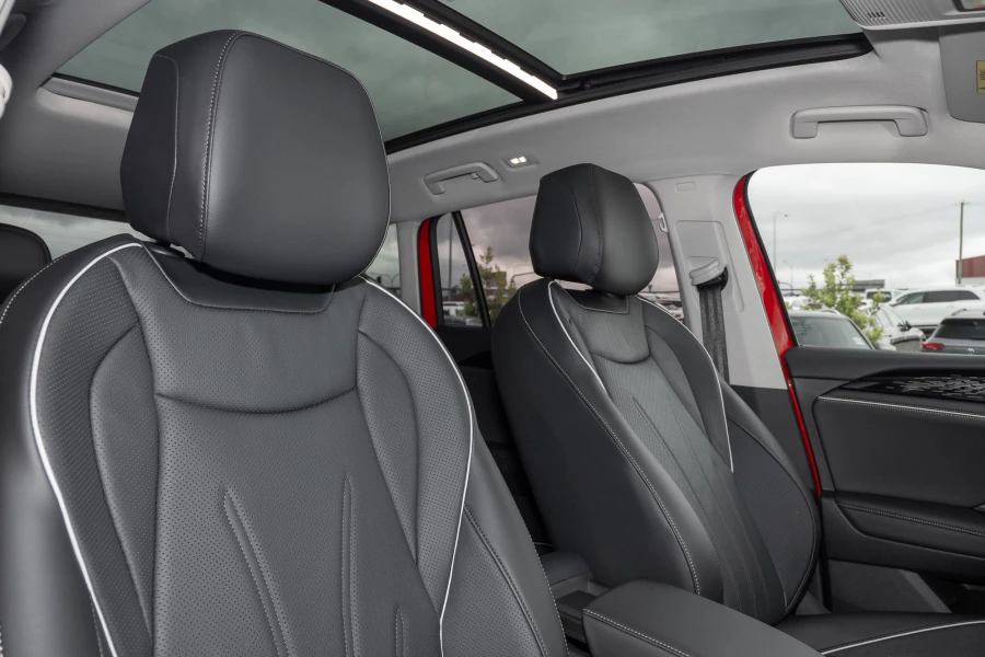 2026 Volkswagen Tiguan CT 150TSI eHybrid Elegance SUV Image 10