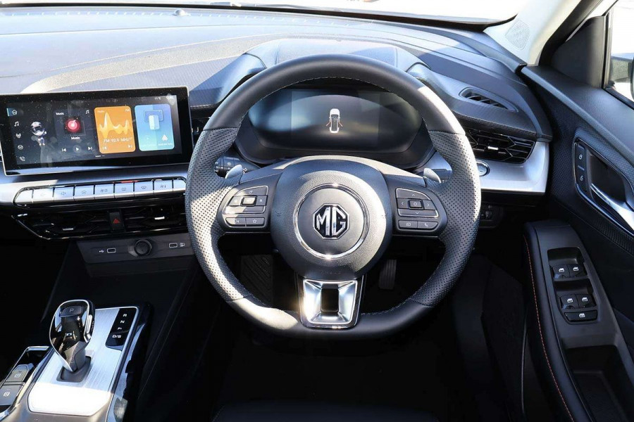 2026 MY25 MG MG5 AP32 Essence Sedan Image 10