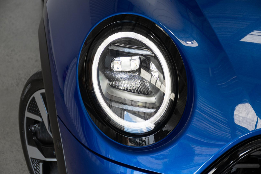2025 MINI Cooper F65 C Classic Hatch