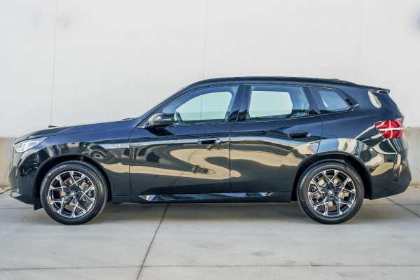 2025 BMW X3 G45 20 xDrive SUV image 5