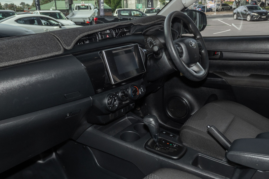 2018 Toyota HiLux  WorkMate Single Cab Cab Chassis Image 7