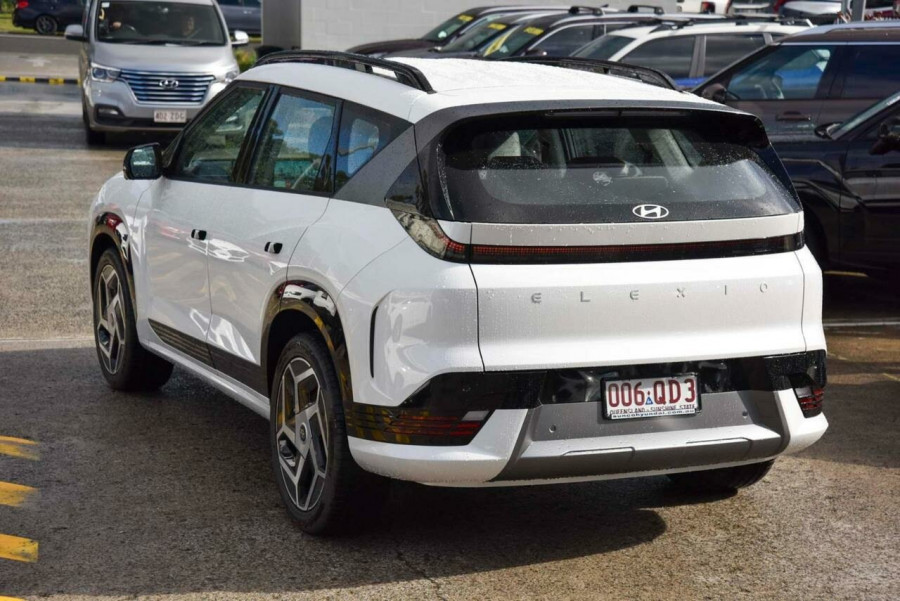 2026 Hyundai ELEXIO OE1.V1 Elite SUV Image 5