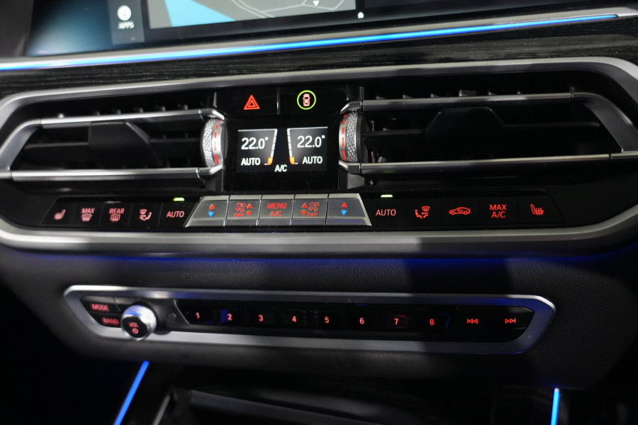 2021 BMW X7 M50i SUV Image 22