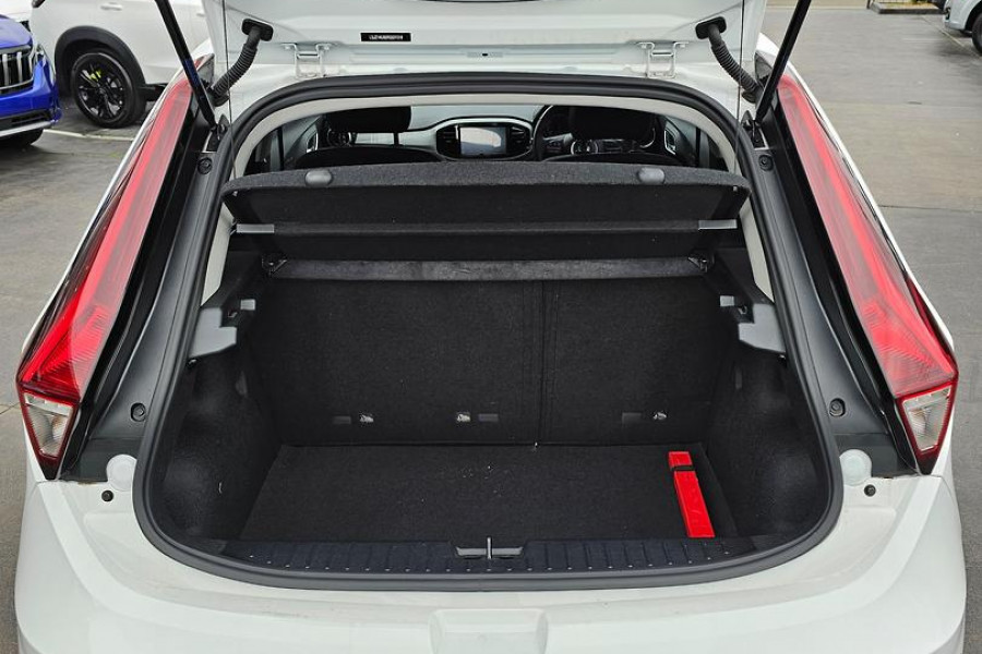 2023 MG MG3 SZP1 Core Hatch Image 12