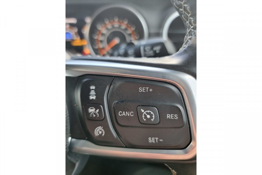 2022 Jeep Wrangler JL Unlimited Overland SUV Image 19