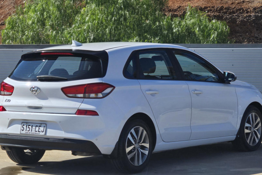 2017 MY18 Hyundai i30 PD Active Hatch Image 6