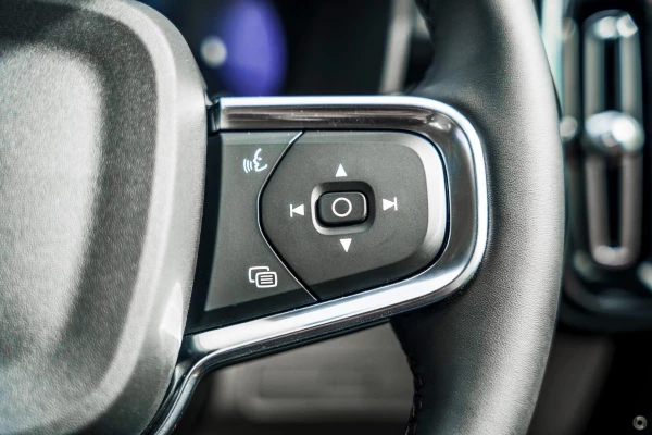 2026 Volvo XC40 XZ Plus B4 SUV Image 12