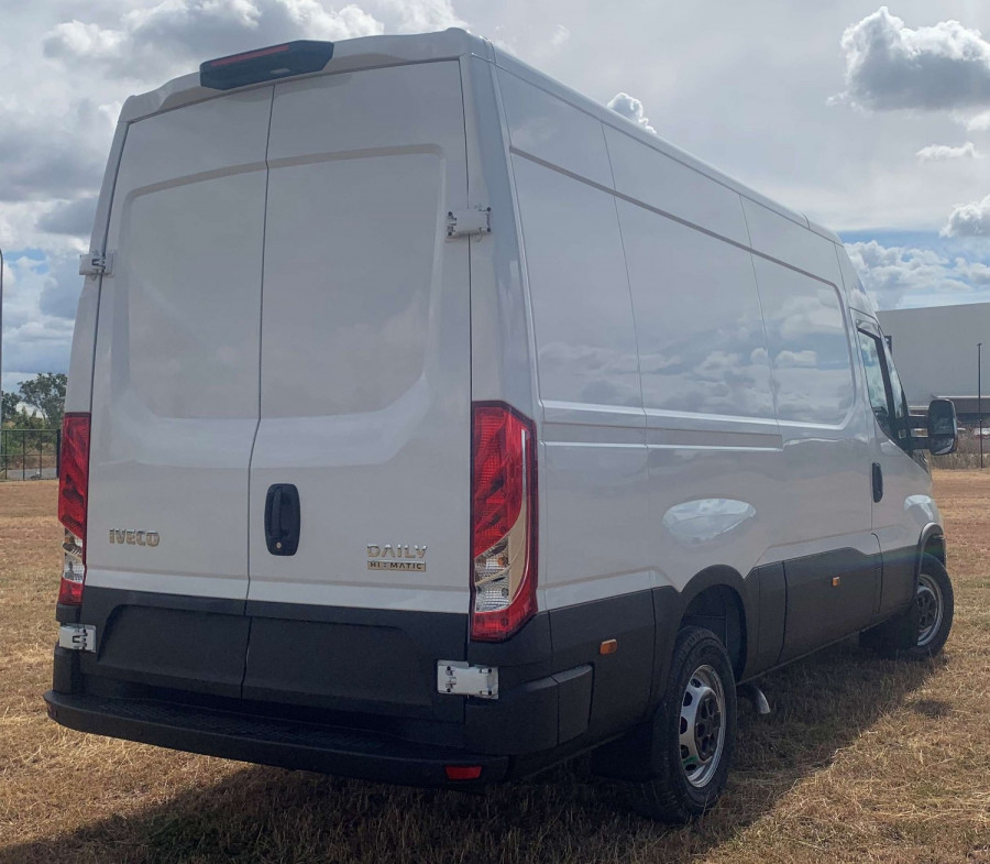 2025 Iveco Daily Van Van Image 6