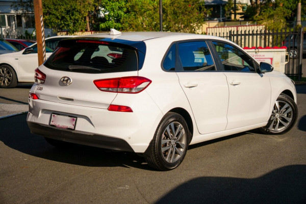 2017 MY18 Hyundai i30 PD Active Hatch