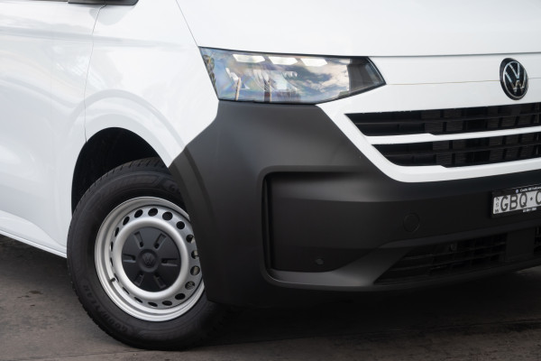 2025 Volkswagen Transporter NSN TDI 125kW Van image 6