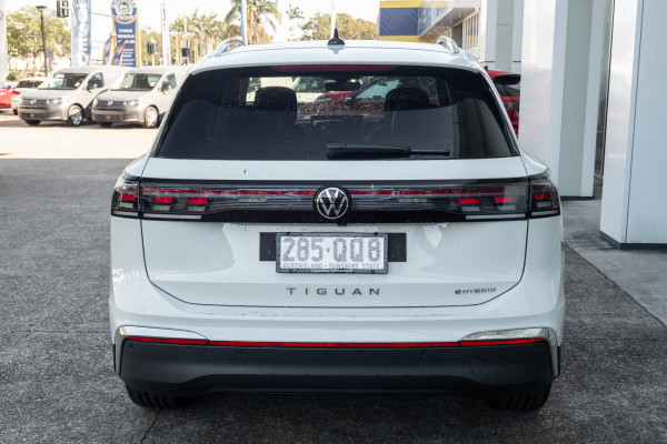 2026 Volkswagen Tiguan 150TSI eHybrid Elegance SUV Image 5