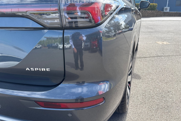 2025 Mitsubishi Outlander ZM Aspire SUV Image 16