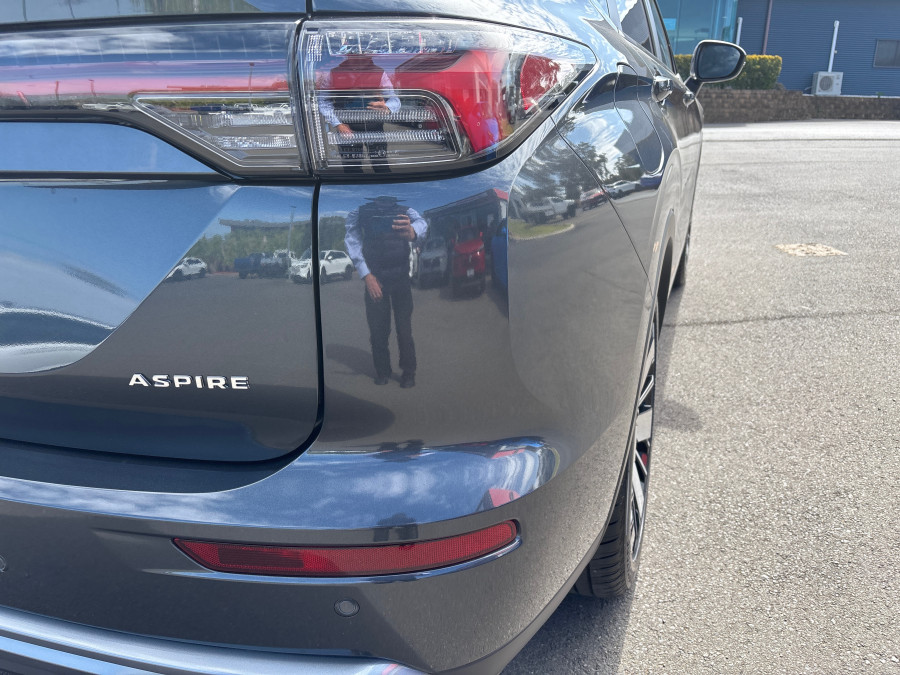 2025 Mitsubishi Outlander ZM Aspire SUV Image 16