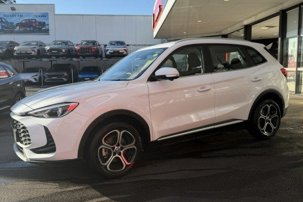 2026 MY26.5 MG ZS ZS32 Excite Hybrid+ SUV Image 2