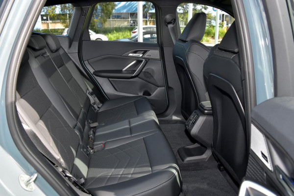 2026 BMW X1 U11 xDrive25e M Sport SUV image 5