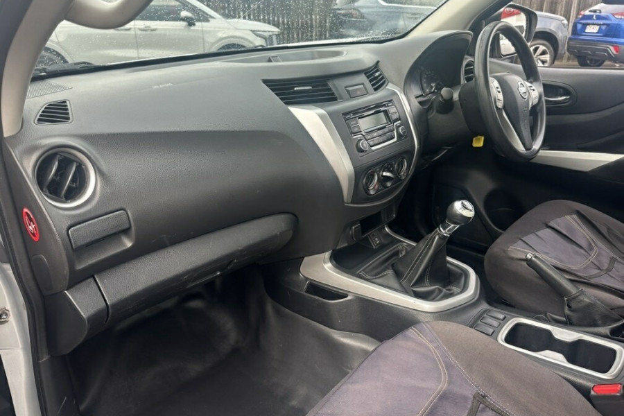 2017 Nissan Navara D23 Series 3 RX Cab Chassis Image 23