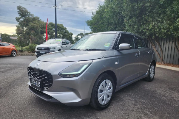 2026 Suzuki Swift UZ Hybrid Hatch Image 3