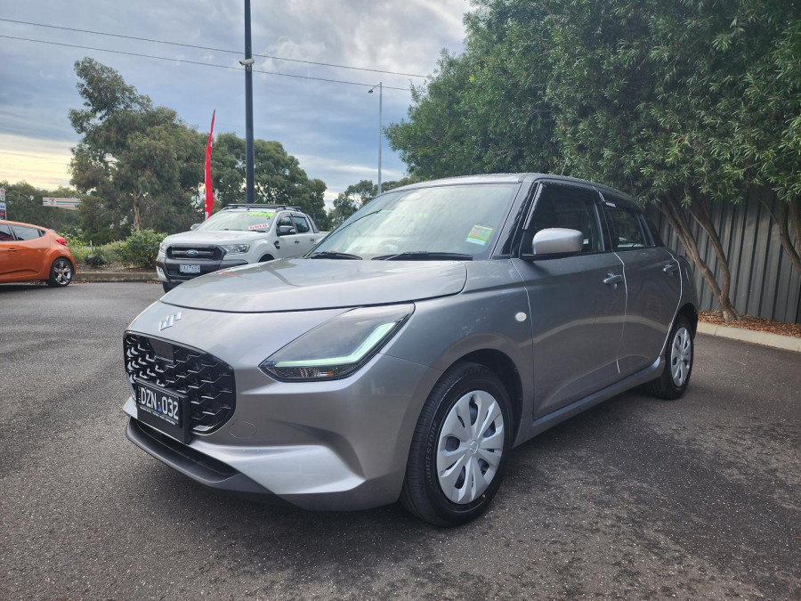 2026 Suzuki Swift UZ Hybrid Hatch Image 3