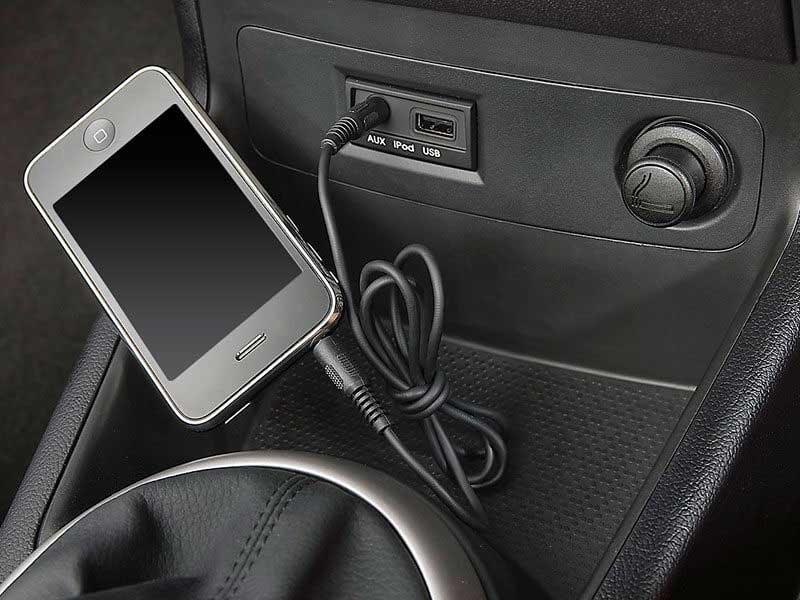 <img src="Auxiliary cable