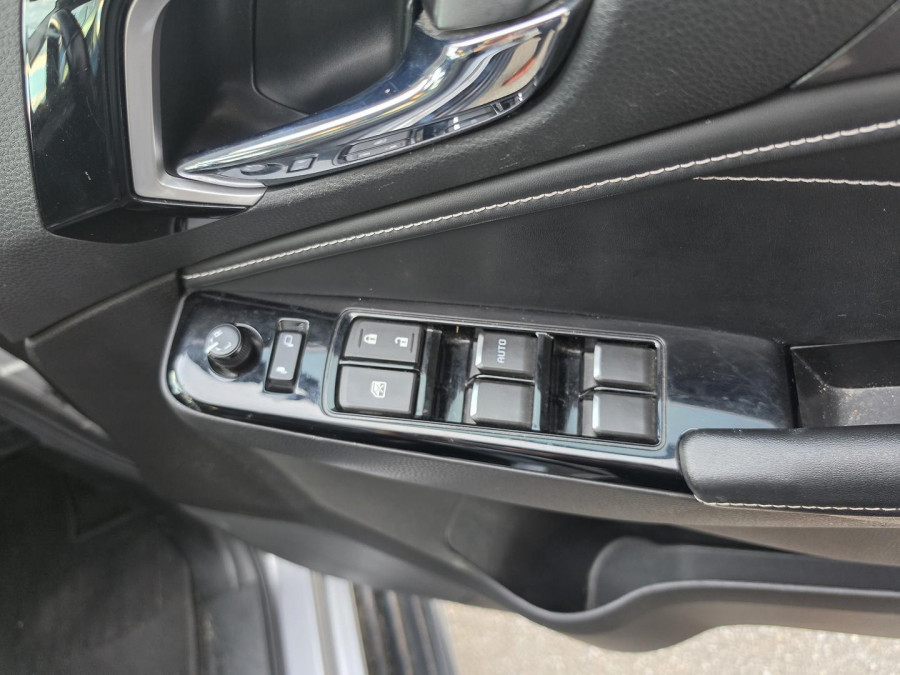 2021 Isuzu MU-X RJ LS-T SUV Image 18