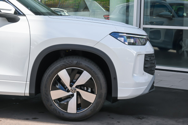 2025 Volkswagen Tayron R4 110TSI Life SUV image 25
