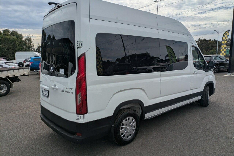 2025 MY24 LDV Deliver 9  12-Seat Bus Image 8