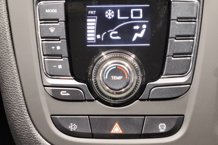 2024 LDV G10 SV7C + Van Image 16