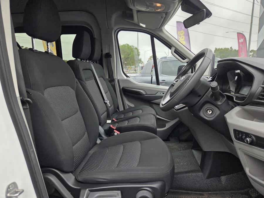 2023 LDV Deliver 9  LWB Van Image 9