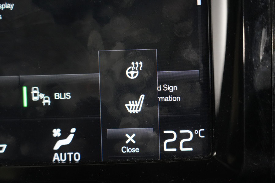 2019 Volvo XC60 UZ D4 Momentum SUV Image 25