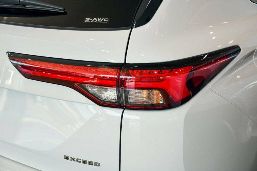 2024 Mitsubishi Outlander ZM Exceed SUV Image 8