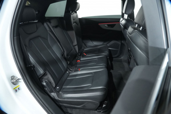 2022 Audi Q7 4M 55 TFSI S line SUV image 32