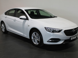 Holden Commodore LT Liftback ZB