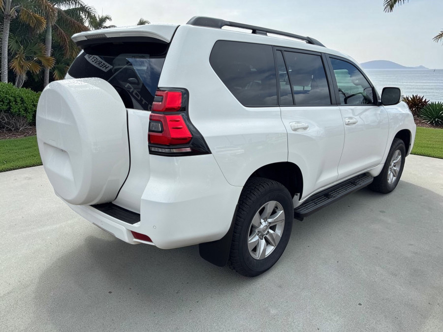 2018 Toyota LandCruiser Prado GDJ150R GXL SUV Image 3