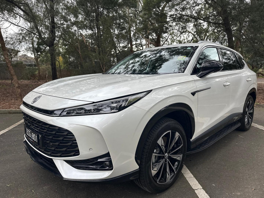 2025 MG HS AS33P Super Hybrid Essence SUV Image 2