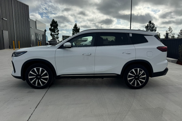 2025 MY24 Chery Tiggo 8 Pro Max T31 Ultimate AWD SUV Image 4
