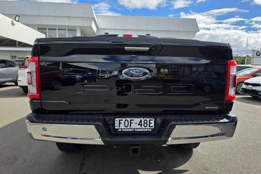 2023 Ford F-150 No Series Lariat Dual Cab Image 7